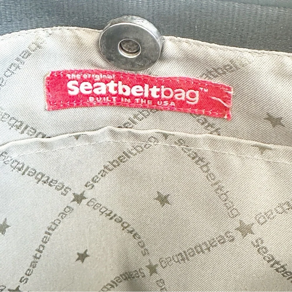 Harveys Seatbelt Bag Black Tote Purse Snap Closure Medium